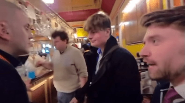 Hugh Anthony, Roger Quillian, YOung Bob and English Ned thrown out of Wetherspoons in Bristol
