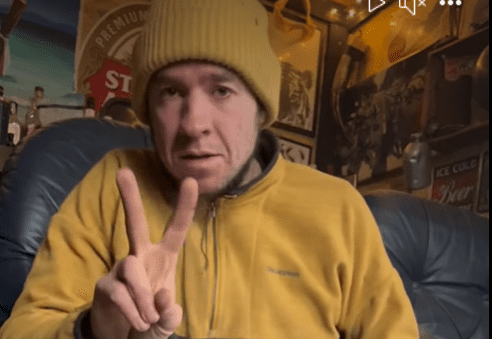 Pirate ship rebel hosts far-right fight club