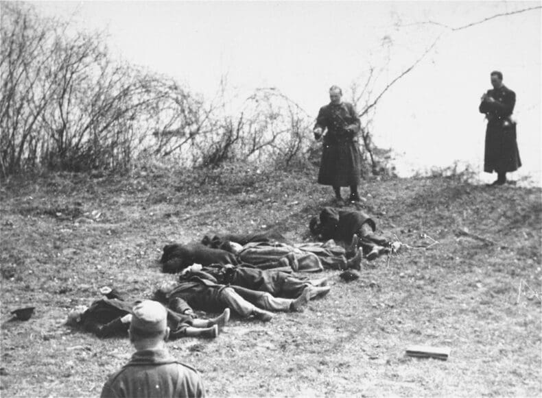 Arrow Cross murders on the Danube